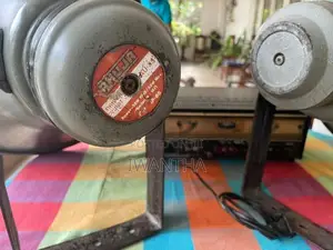 Ahuja Amplifier and Speakers