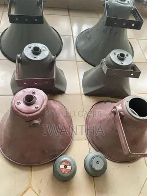 Ahuja Amplifier and Speakers