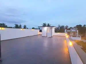Super Brand New 3 Storey House for Sale – Kottawa
