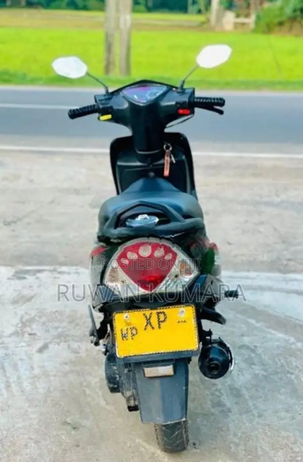 TVS Streak 2012
