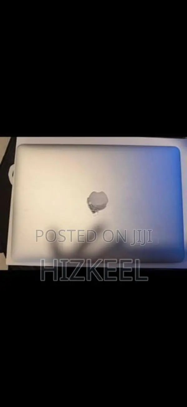 Apple Macbook