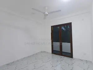 Super Brand New 3 Storey House for Sale – Kottawa