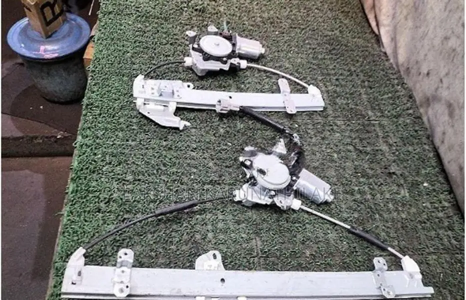 X Trail Power Shutter Mirror Rails with Motor