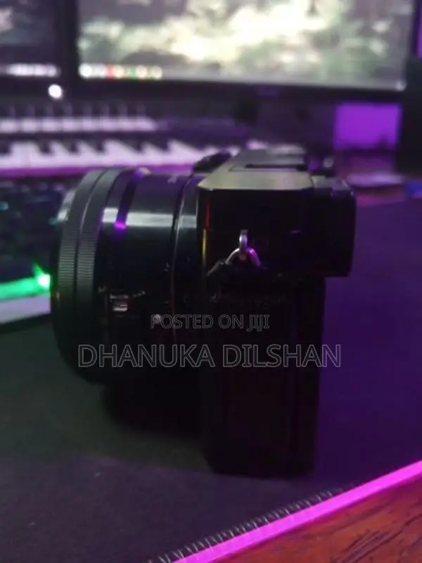 Sony A6000 with 16-55mm Lens