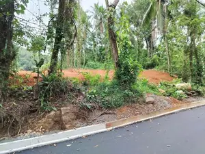Land for Sale in Meegoda