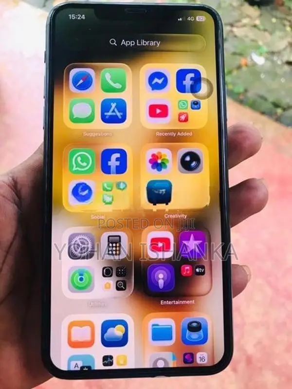 Apple iPhone 11 Pro Max (Used)