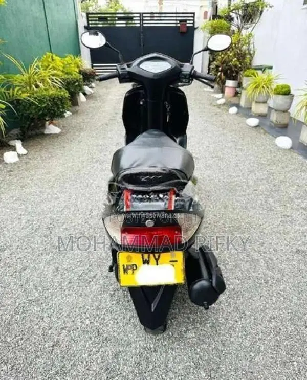 Honda Dio 2011