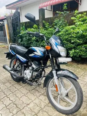 Bajaj CT100 2022