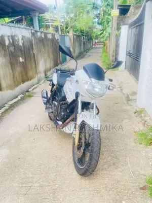 TVS Apache RTR 180 2012