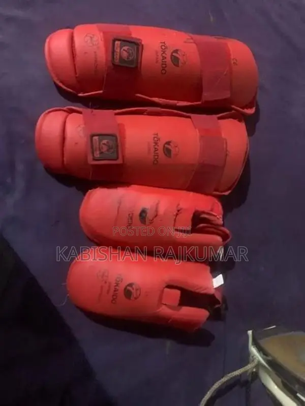 Boxing Knee Guard with Gloves