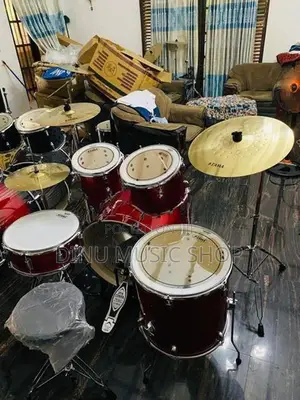Acoustic Drum Set