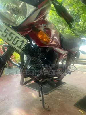 Bajaj Platina 125 2011
