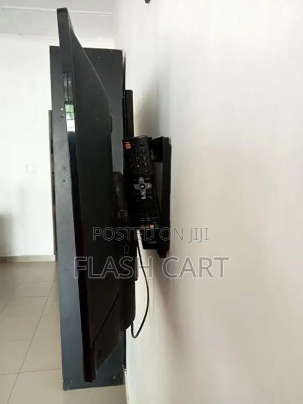 Singer 32" LED TV