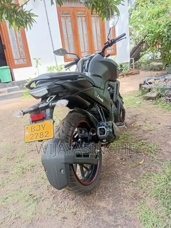 Yamaha Fzs V4 2025