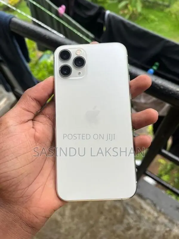 Apple iPhone 11 Pro (Used)