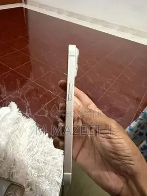 Apple iPhone 14 silver (Used)