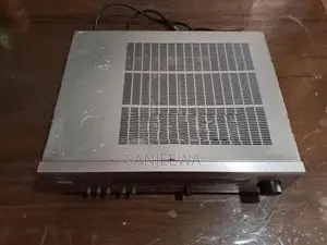 Yamaha DSP-100 Vintage Audio Amplifier | Pro Logic