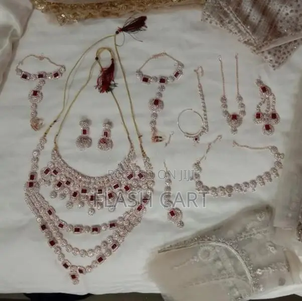 Jewellery Set 8 Pieces