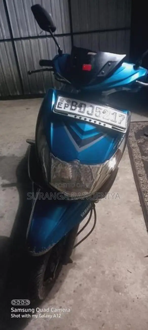 Yamaha Ray 2015