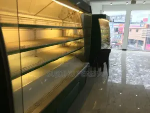Industrial Bottle Cooler with Vegetable