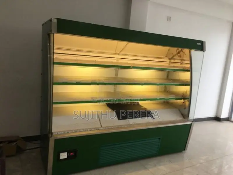 Industrial Bottle Cooler with Vegetable
