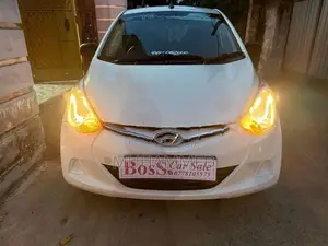 Hyundai Eon White 2016