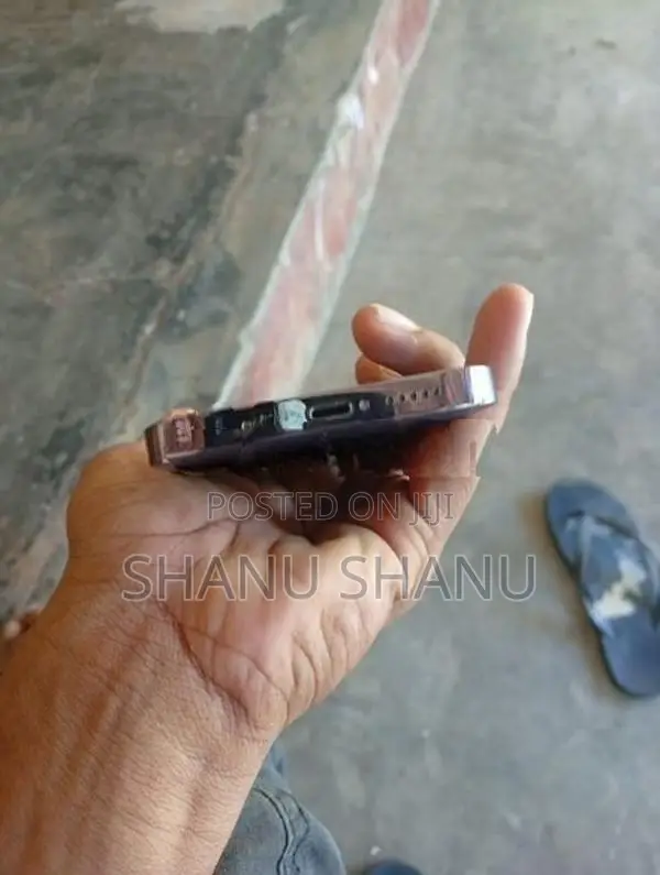 Apple iPhone 14 Pro (Used)