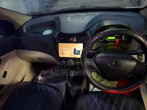 Hyundai Eon White 2016