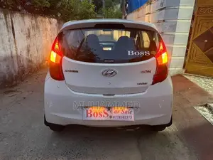 Hyundai Eon White 2016