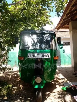 Bajaj RE 2003