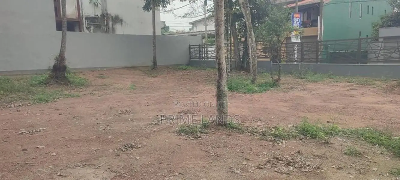 Thalahena , Residential Land for Sale Close to Bus Road