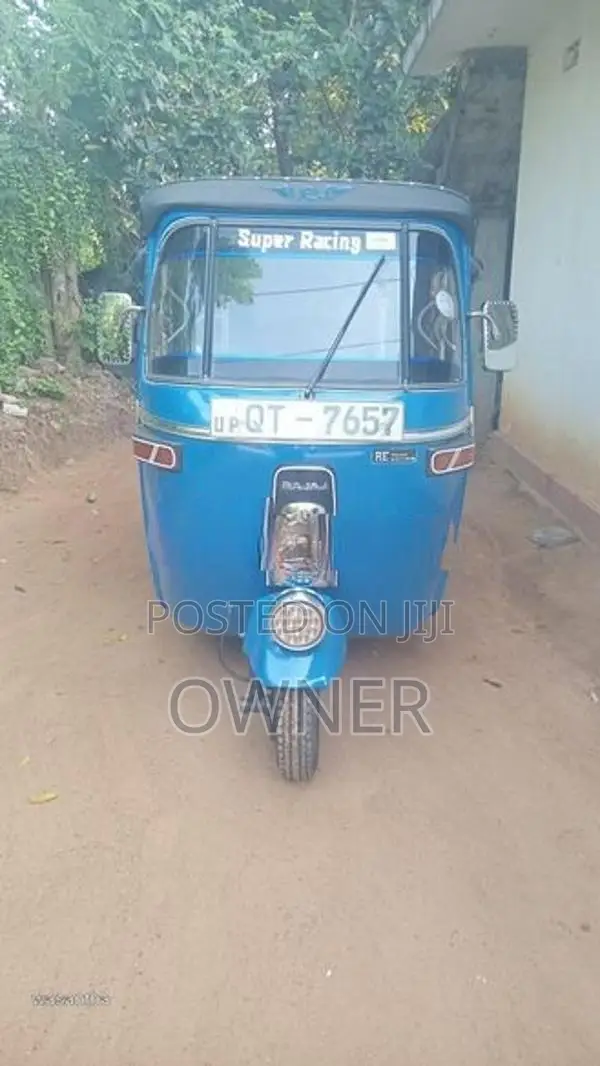 Bajaj RE 2009