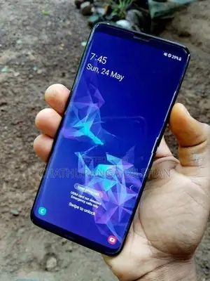 Samsung Galaxy S9+ 256GB (Used)
