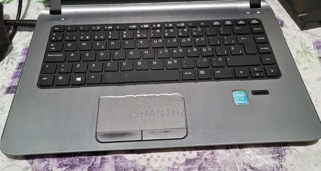HP i7 Laptop