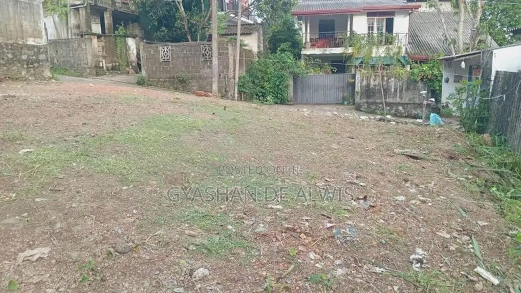 Land for Sale Near to Kesbawa Town