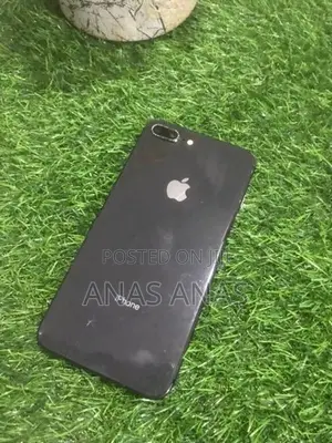 Apple iPhone 8 Plus (Used)