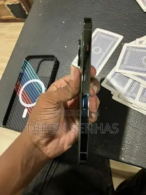 Apple iPhone 13 Pro (Used)