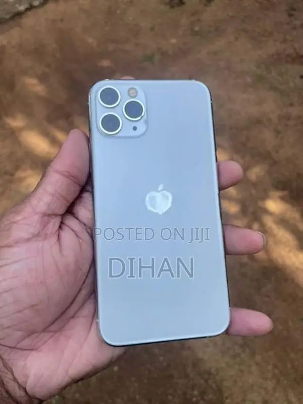 Apple iPhone 11 Pro 256GB (Used)