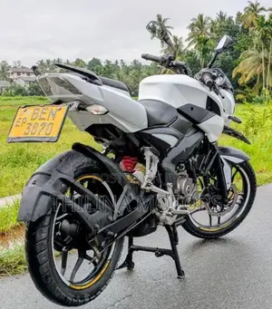 Bajaj NS150 2016