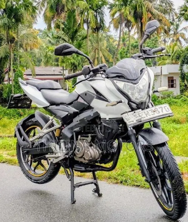 Bajaj NS150 2016