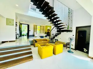 Spacious Luxury Home in Thalawathugoda for Sale