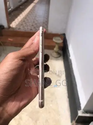Apple iPhone 8 64GB (Used)