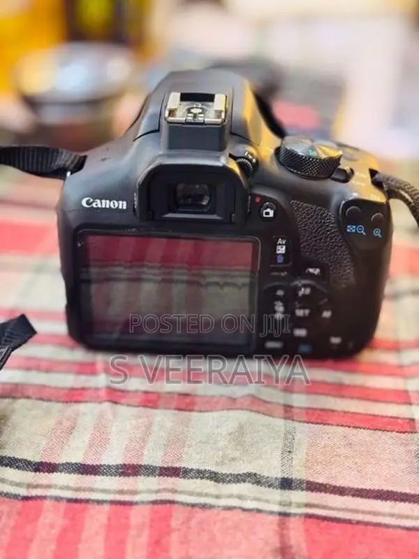 Canon EOS 1300D