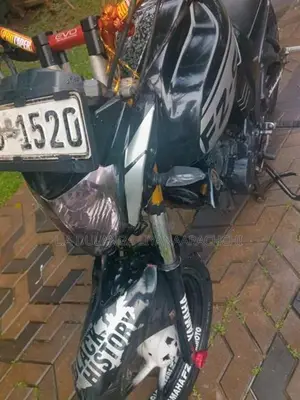 Yamaha FZ S 2011