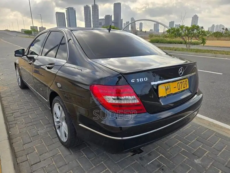 Mercedes Benz C180 Facelift Turbo CGI 2011