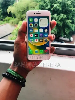 Apple iPhone 8 (Used)