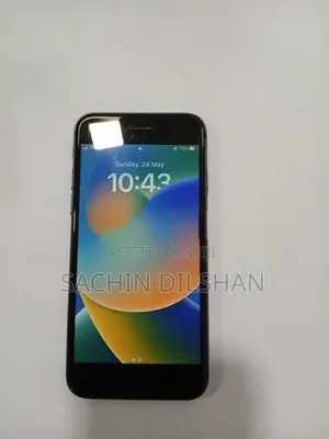Apple iPhone 8 (Used)