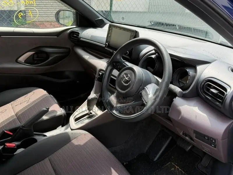 Toyota Yaris G LED 2023