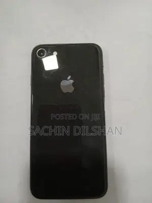 Apple iPhone 8 (Used)