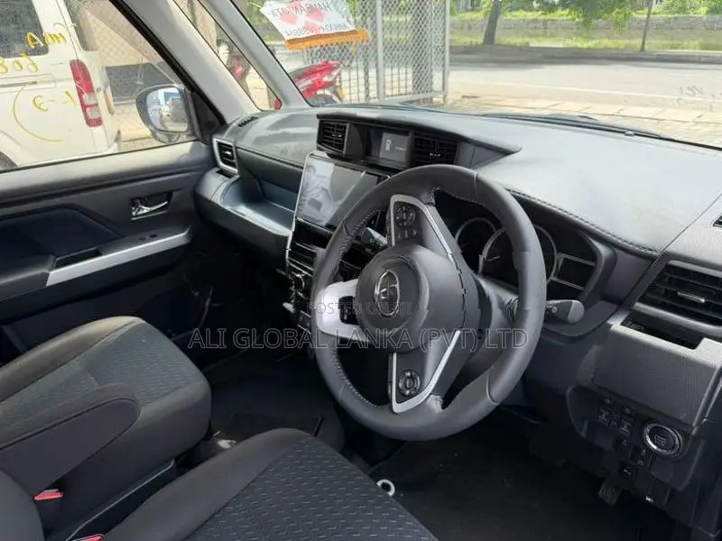 Toyota Roomy Custom GT Body Kit 2023